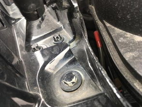 26萬(wàn)購(gòu)買精品車驚現(xiàn)隱患 氣囊炸裂與擋風(fēng)玻璃破損的真相