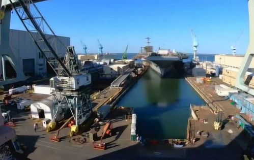 遼寧艦大修 為何入塢10個(gè)月仍未下水？